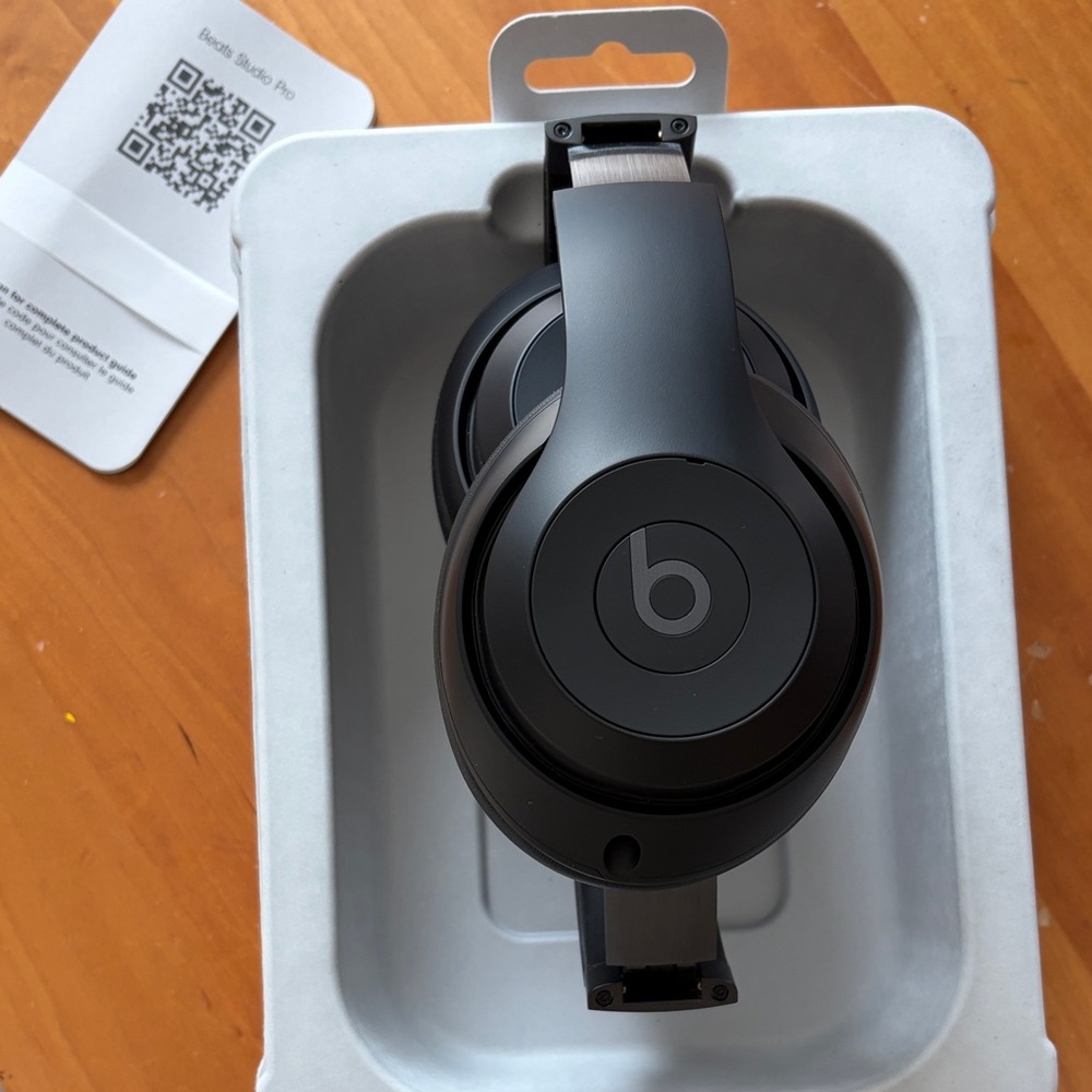 Beats by Dre Black Over-Ear Headphones
